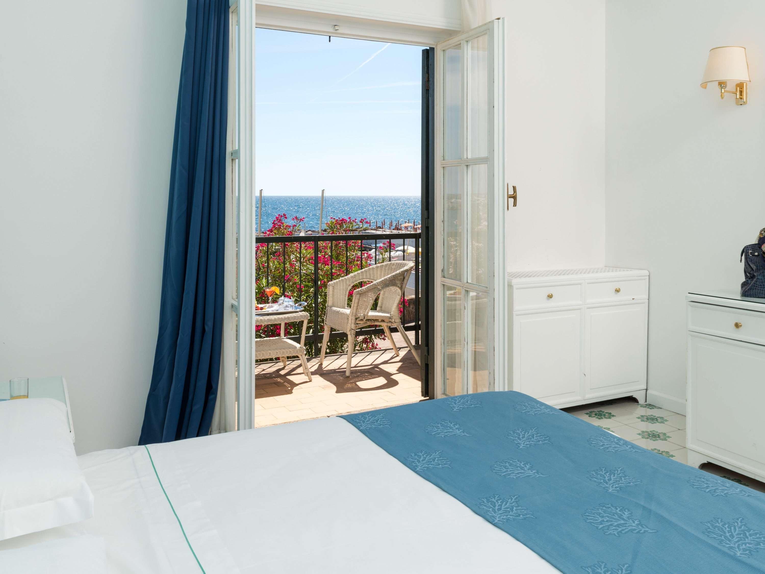 Sunbay Park Hotel Civitavecchia Exterior photo