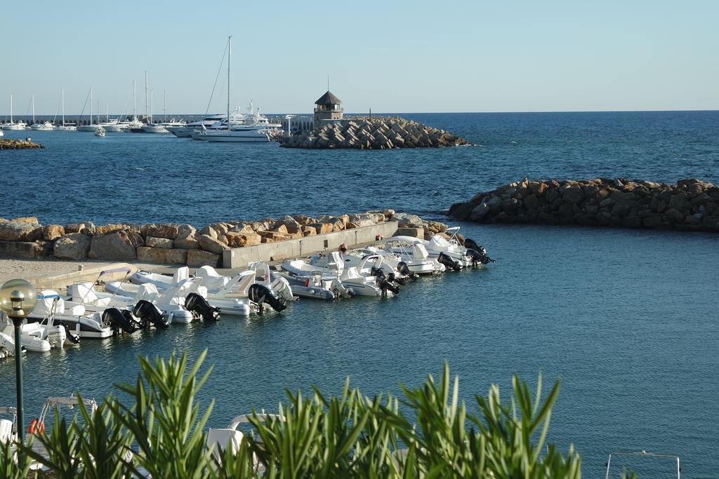 Sunbay Park Hotel Civitavecchia Exterior photo