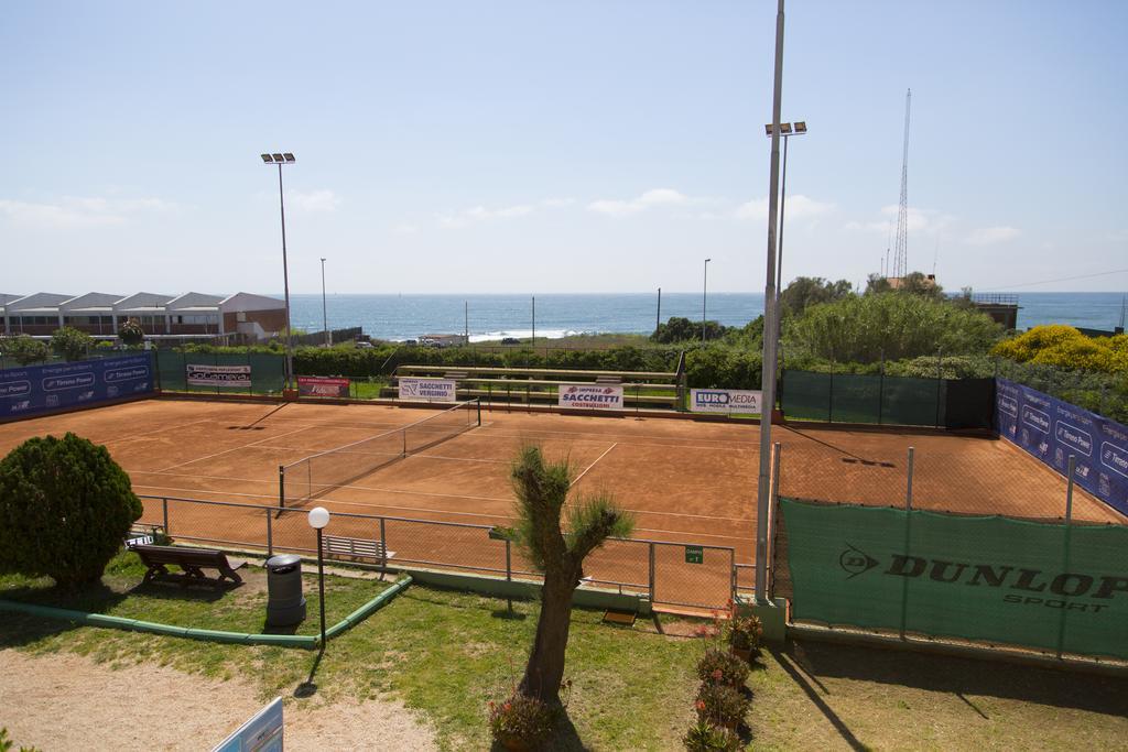 Sunbay Park Hotel Civitavecchia Exterior photo